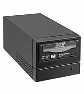 Q1523B HP StorageWorks DAT72e 4mm DDS-5 36/72GB DAT External LVD SCSI Tape Drive Bundled with 4 x C8010A DAT72 Data Cartridges (HP SmartBuy Bundle AG512A)